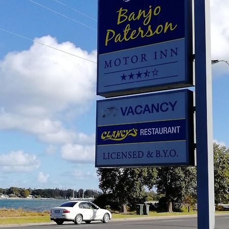 Banjo Paterson Motor Inn Lakes Entrance Exteriör bild