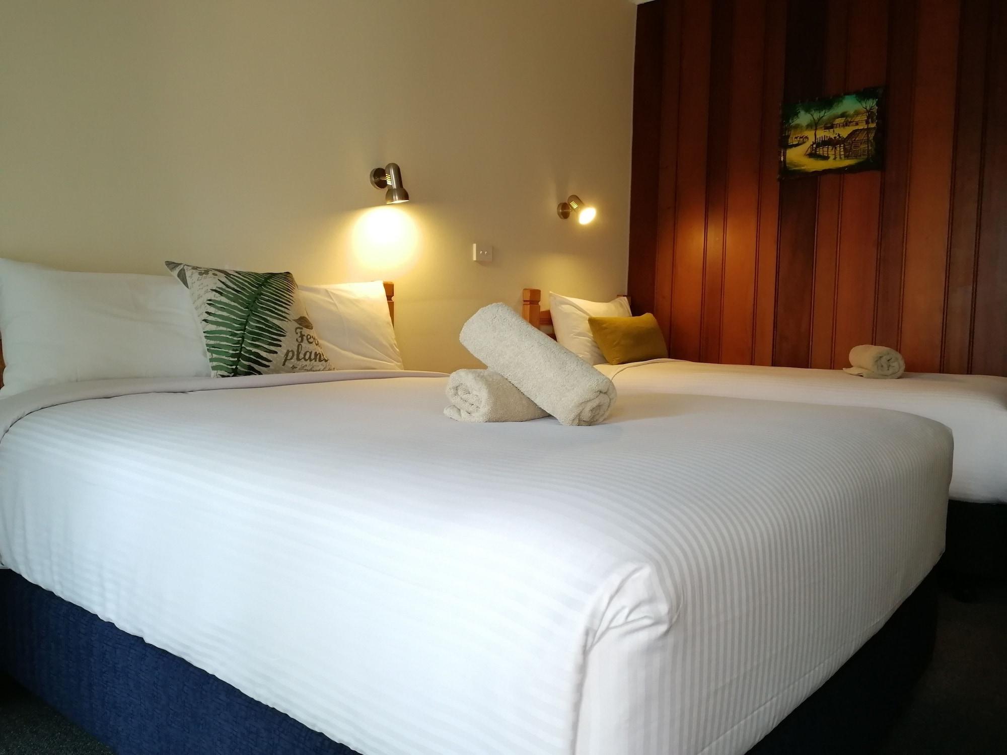 Banjo Paterson Motor Inn Lakes Entrance Exteriör bild