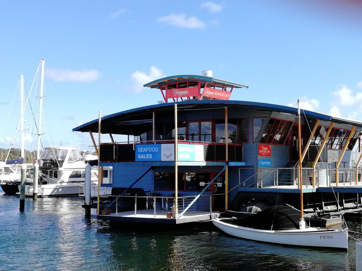 Banjo Paterson Motor Inn Lakes Entrance Exteriör bild