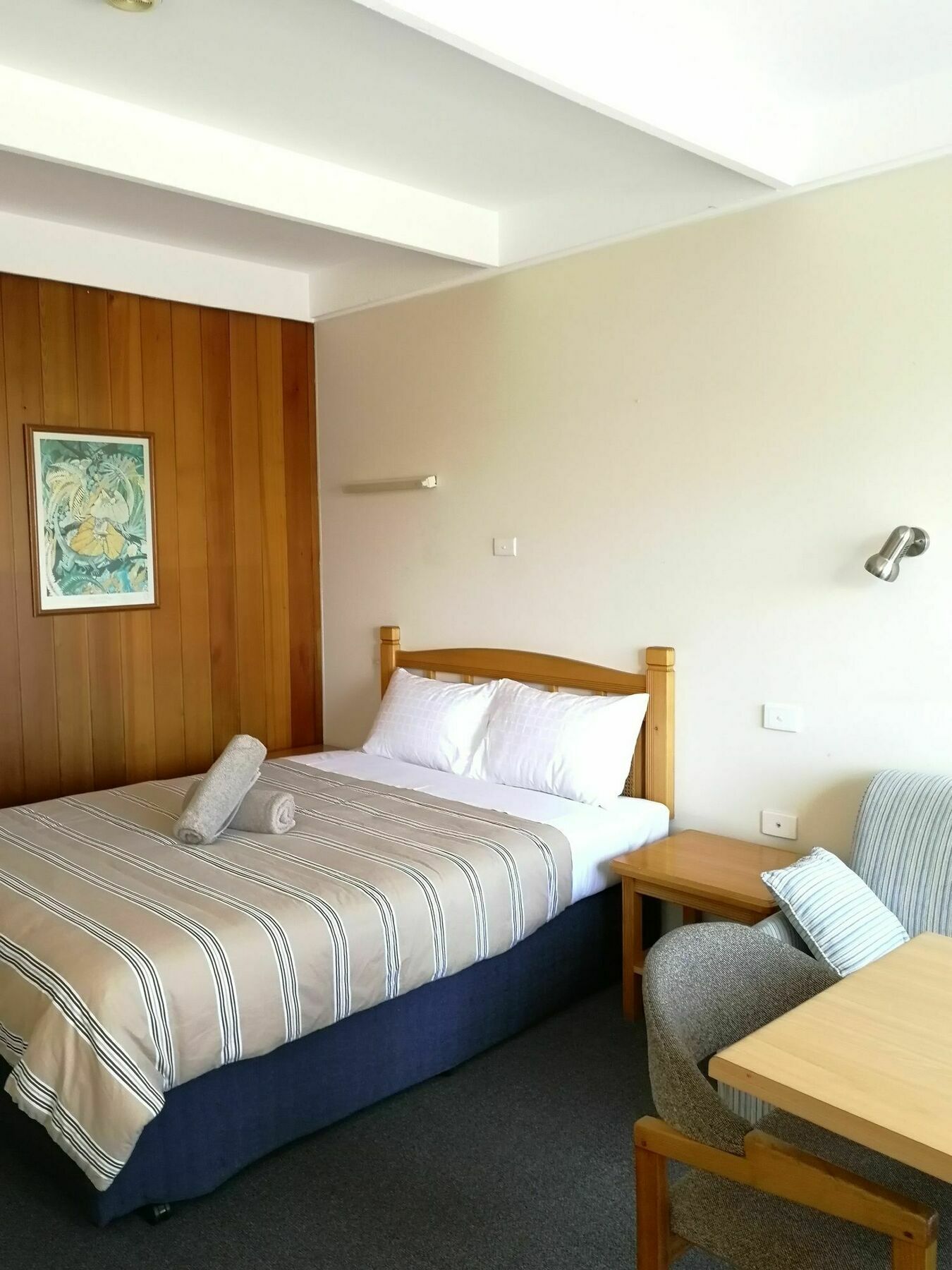 Banjo Paterson Motor Inn Lakes Entrance Exteriör bild